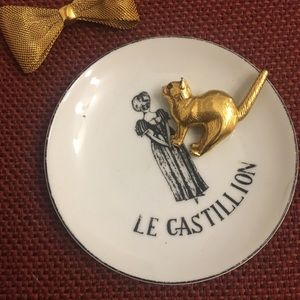 Vintage French Themed Trinket Jewelry catchall